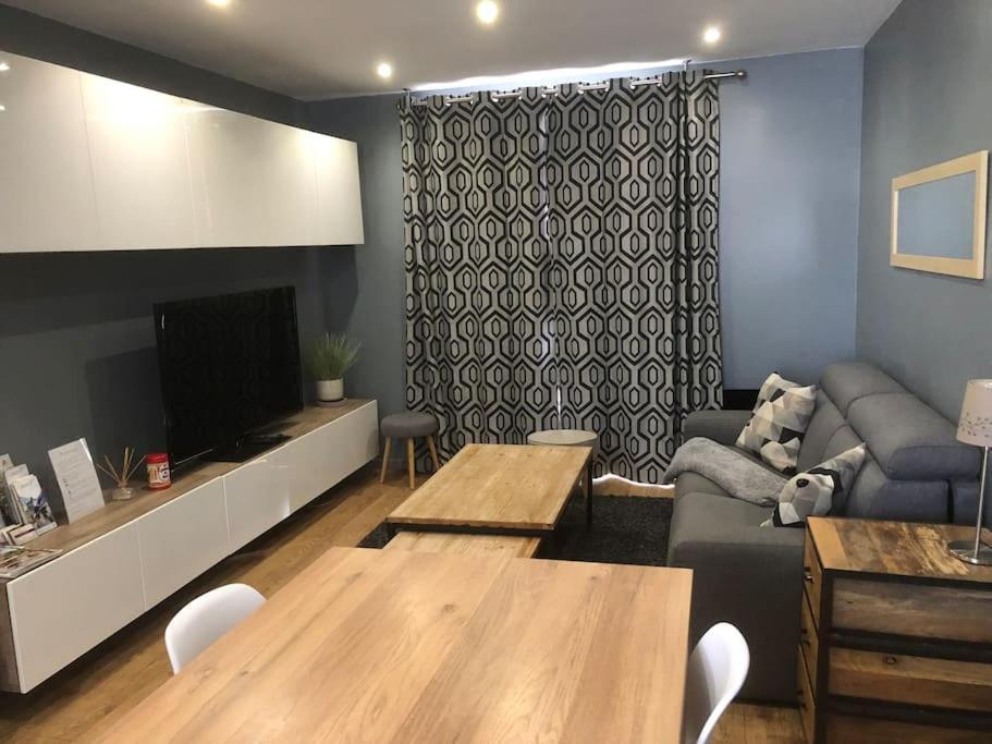 Cosy 3 Pieces En Face De La Gare Apartamento Rambouillet Exterior foto